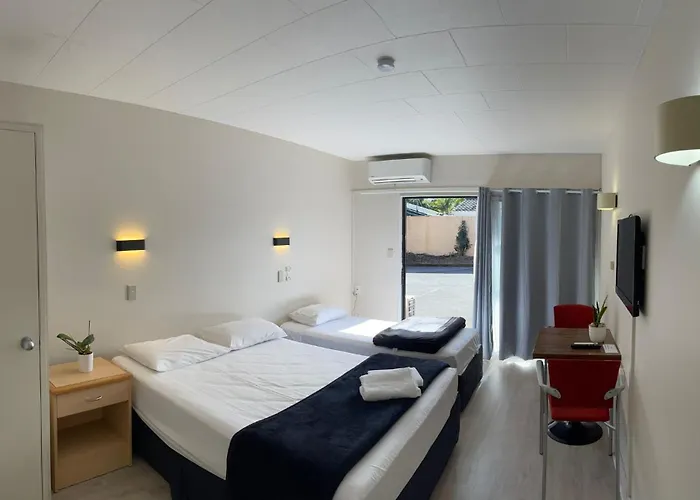Rayland Epsom Motel